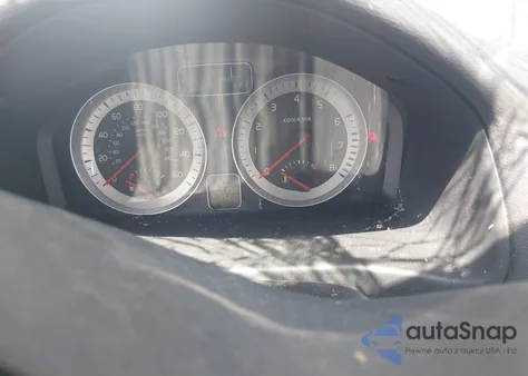 2011 Volvo C70 T5 from USA, damaged, VIN YV1672MCXBJ118831